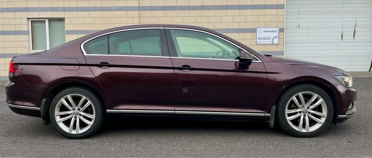 Volkswagen Passat Highline - Image 2