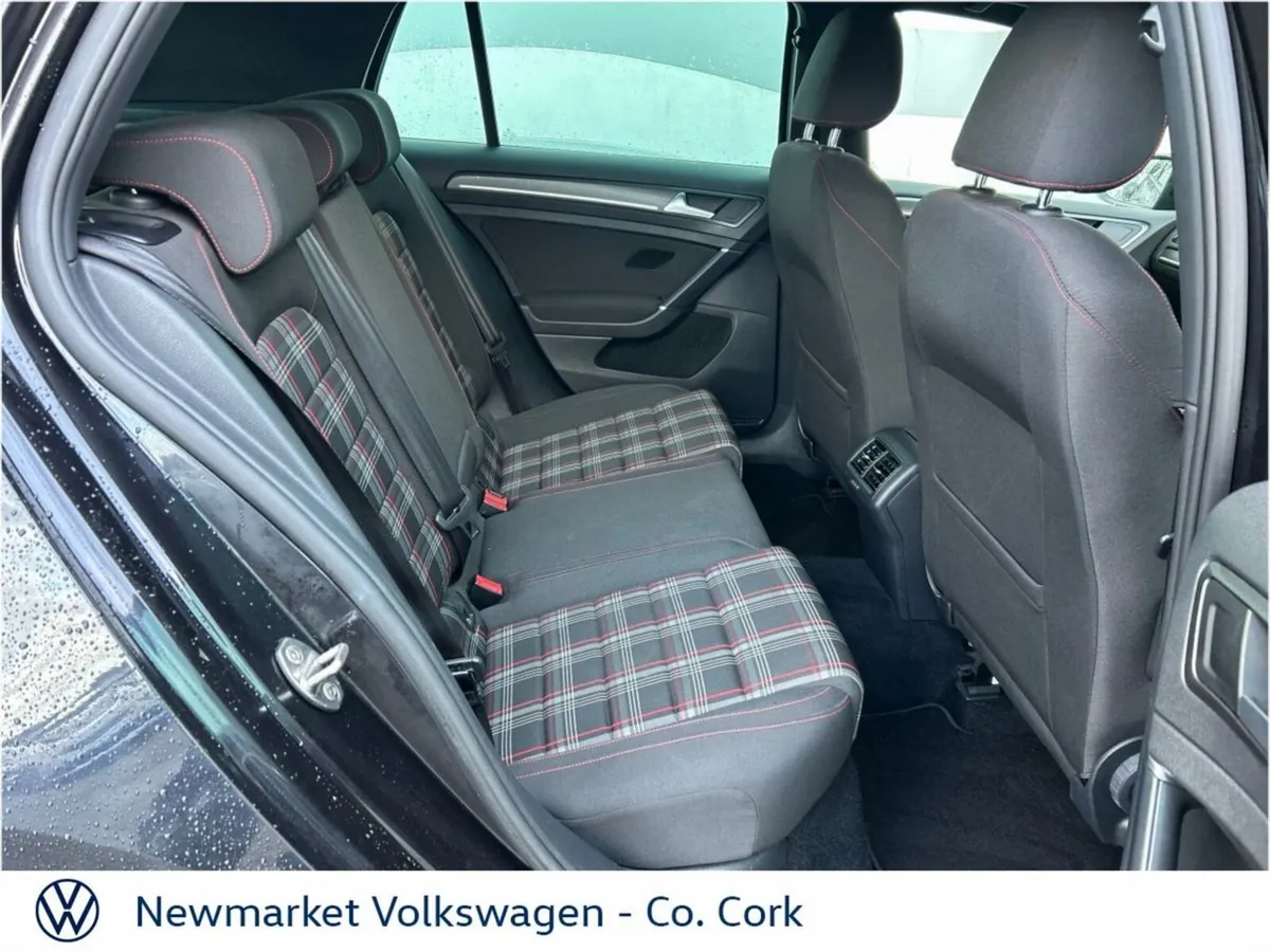 Volkswagen Golf GTI 2.0TSI 245BHP 6 SPEED LOW KMS - Image 4