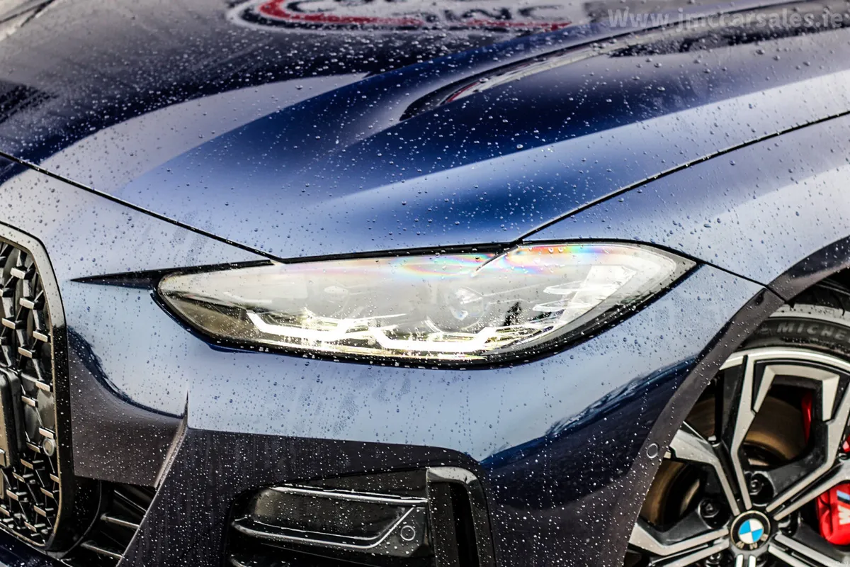 2023 BMW 4-SERIES M-SPORT  X-DRIVE - Image 4