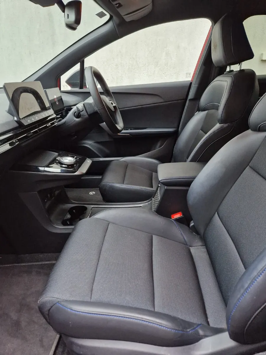 MG MG4 2024 - Image 2