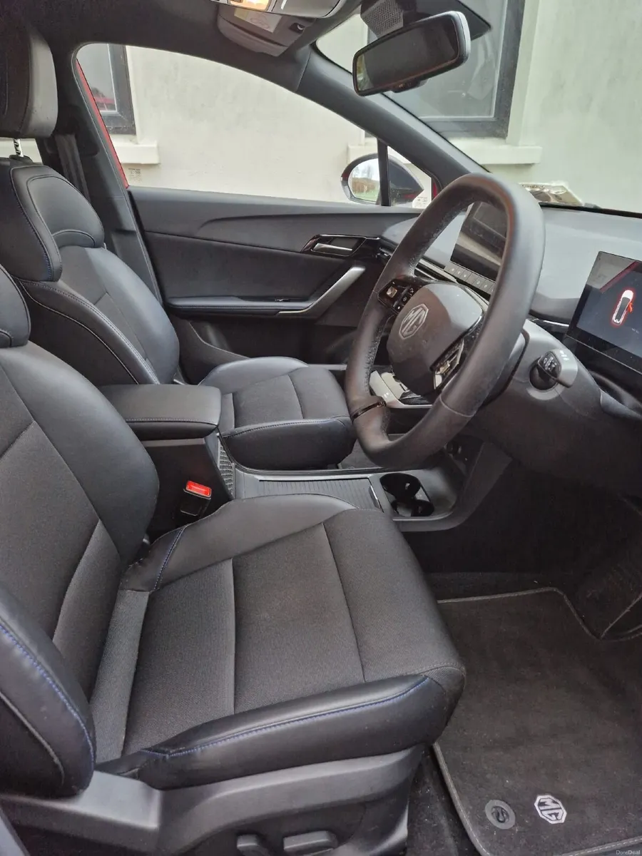 MG MG4 2024 - Image 3