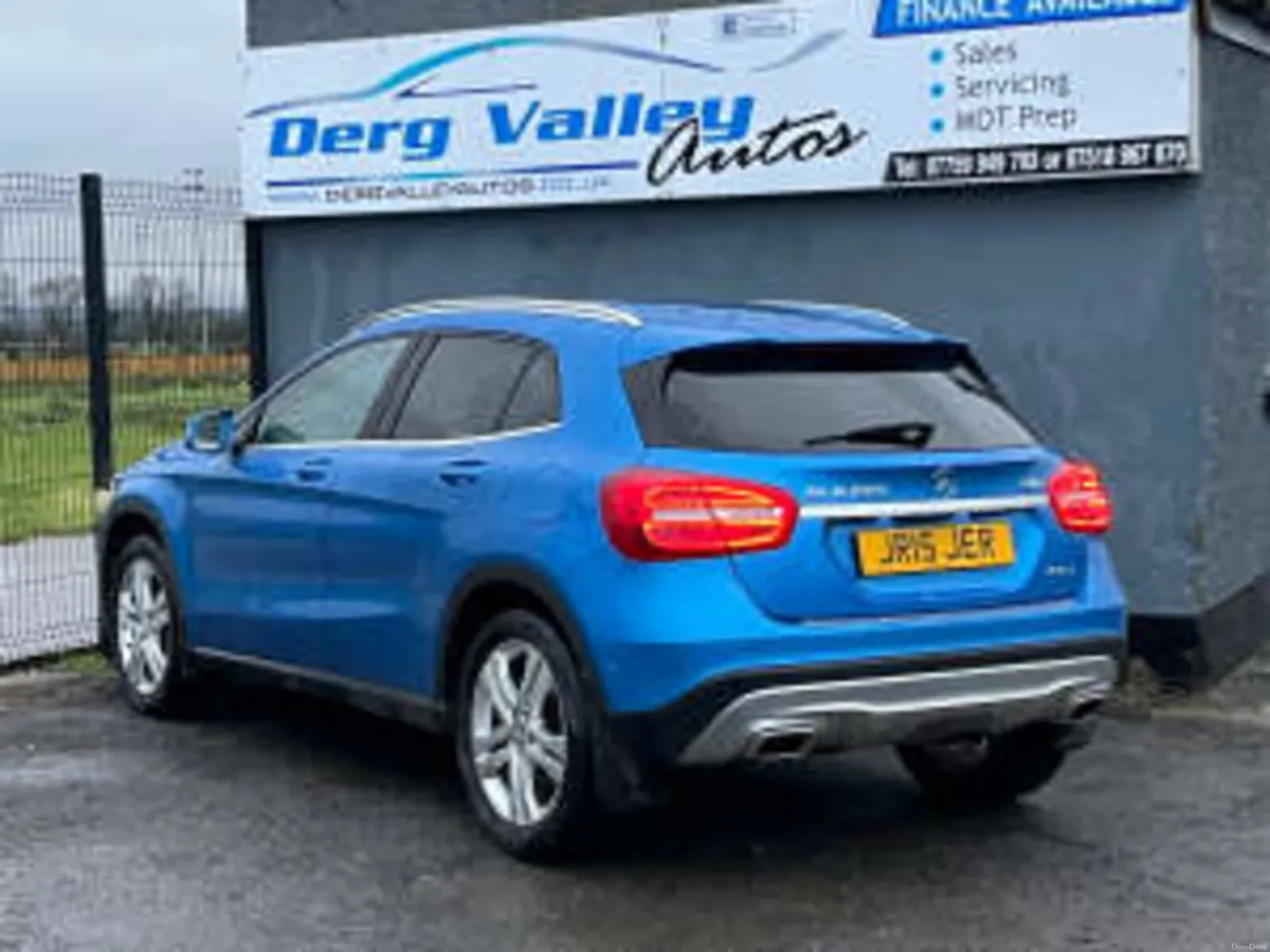 MERCEDES-BENZ GLA 2.1 GLA 200 Sport Premium - Image 4
