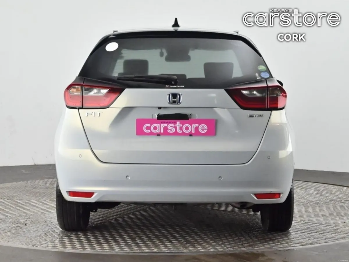 Honda Fit HYBRID 5DR AUTO - Image 4