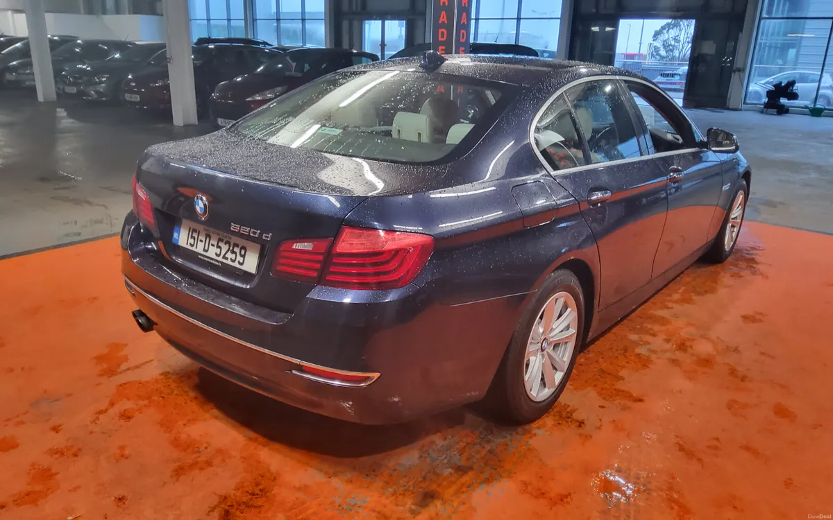 BMW 5-Series 2015 - Image 3