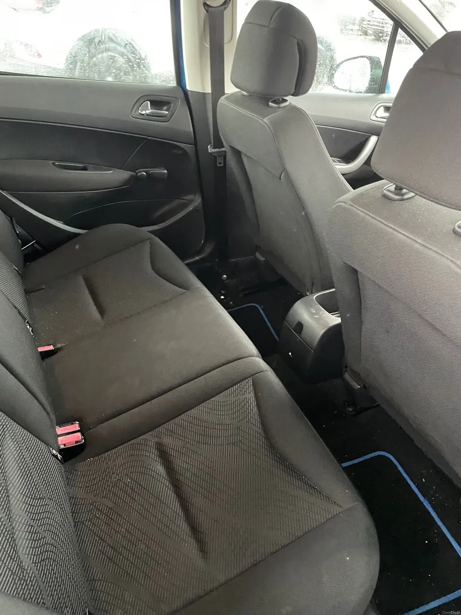 Peugeot 308 2009 - Image 4