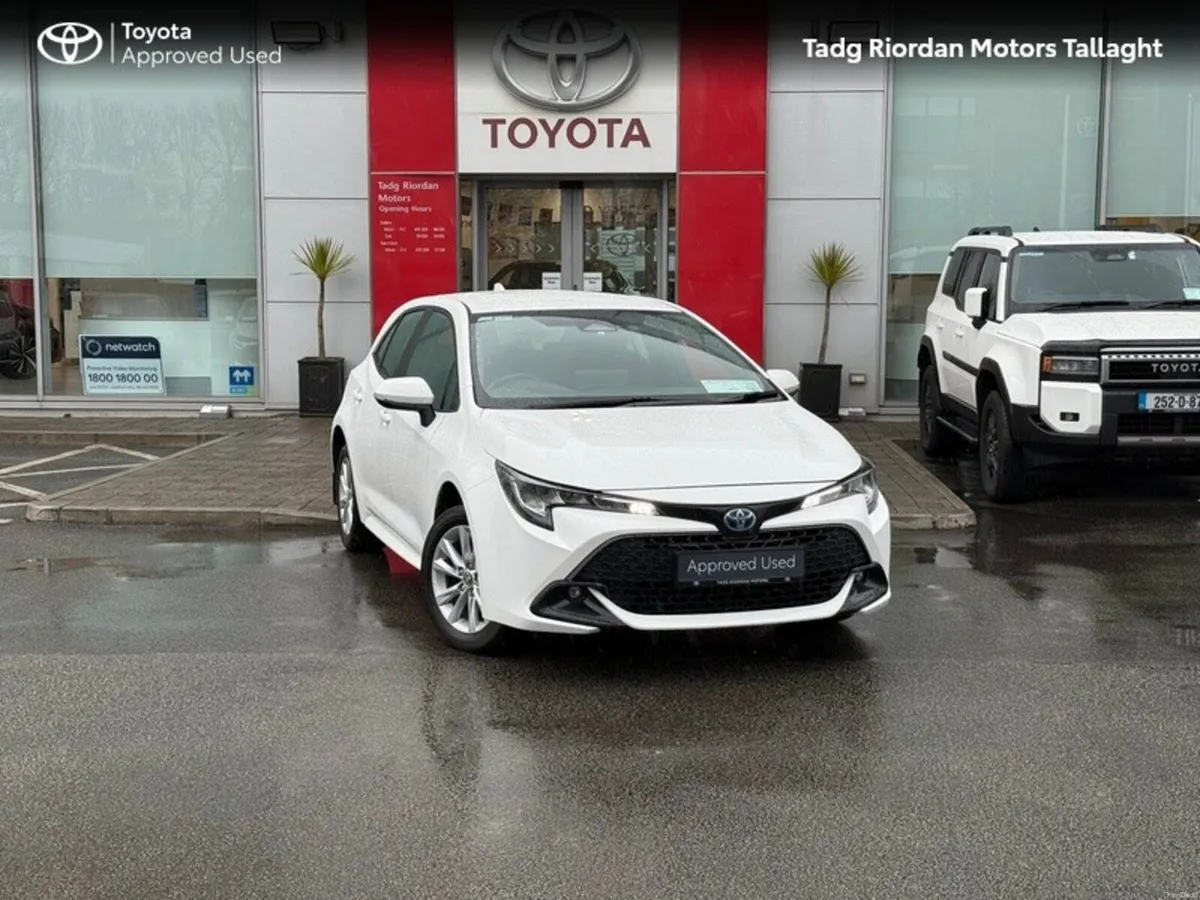 Toyota Corolla HYBRID LUNA 4DR AUTO - Image 1