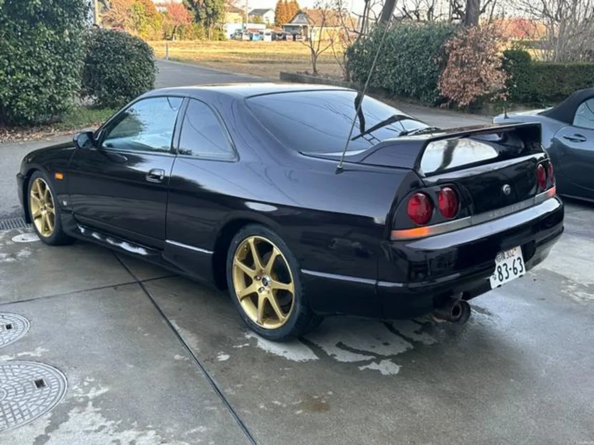 🔥 1996 Nissan Skyline GTS25 Type-M - Image 3