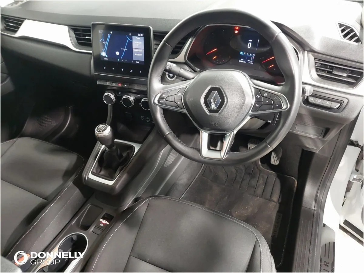 Renault Captur Diesel Hatchback Iconic - Image 4
