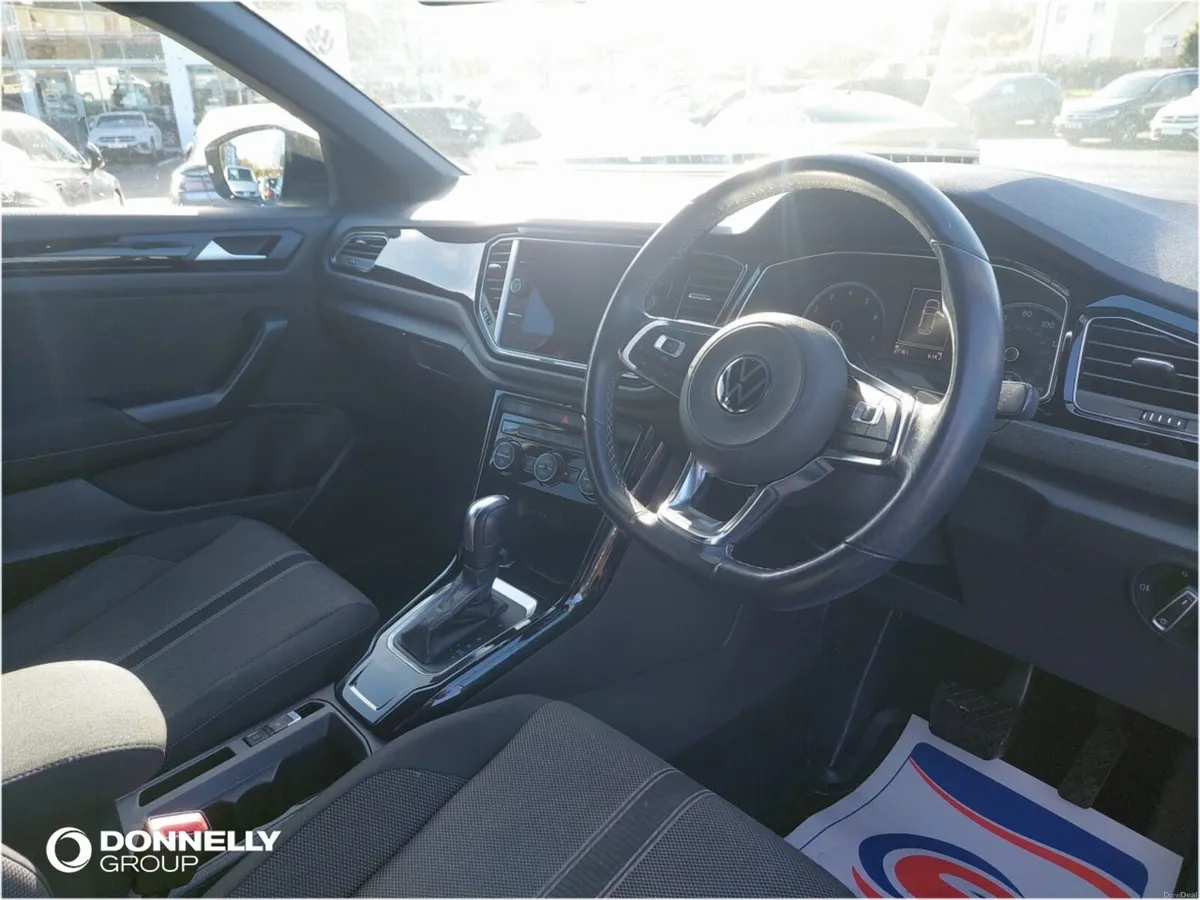Volkswagen T-roc Hatchback Black Edition - Image 2