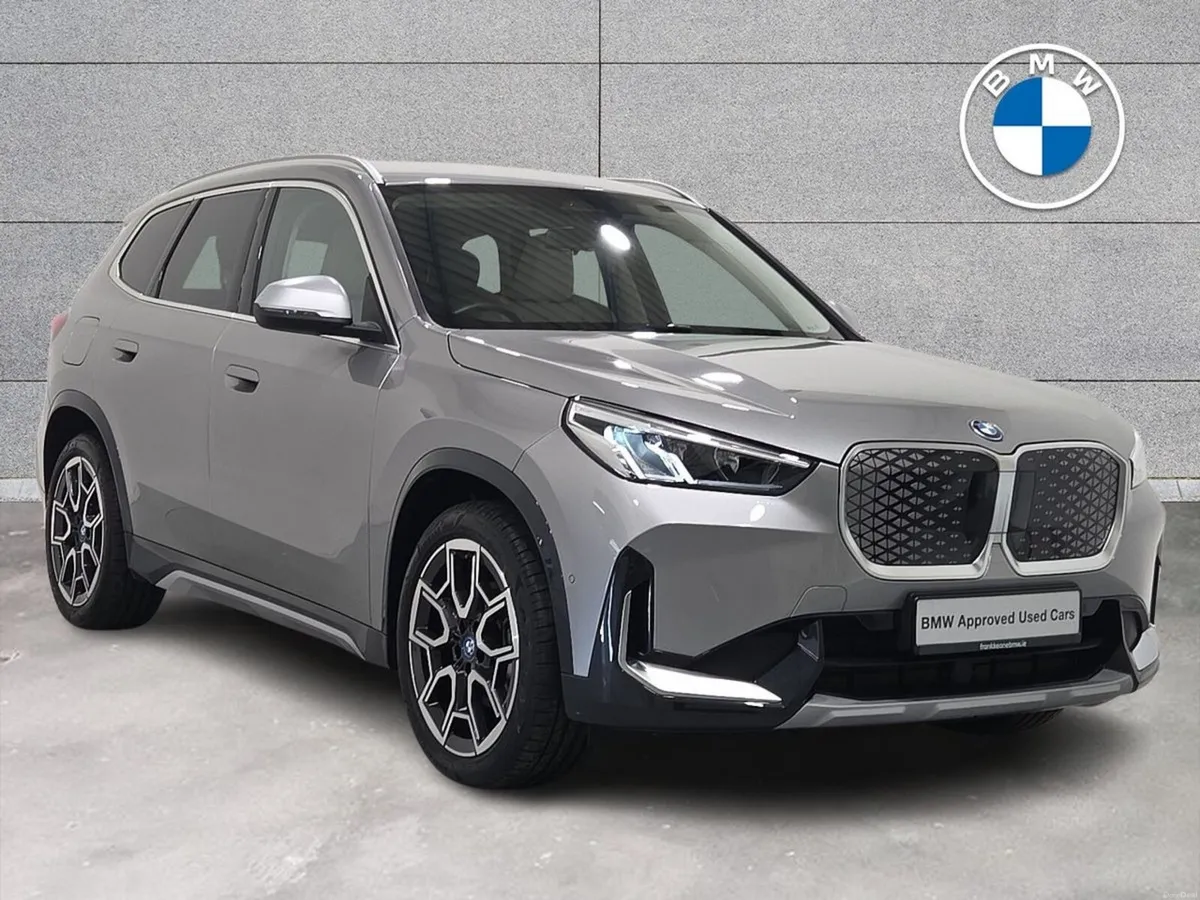 BMW iX1 eDrive20 xLine - Image 1