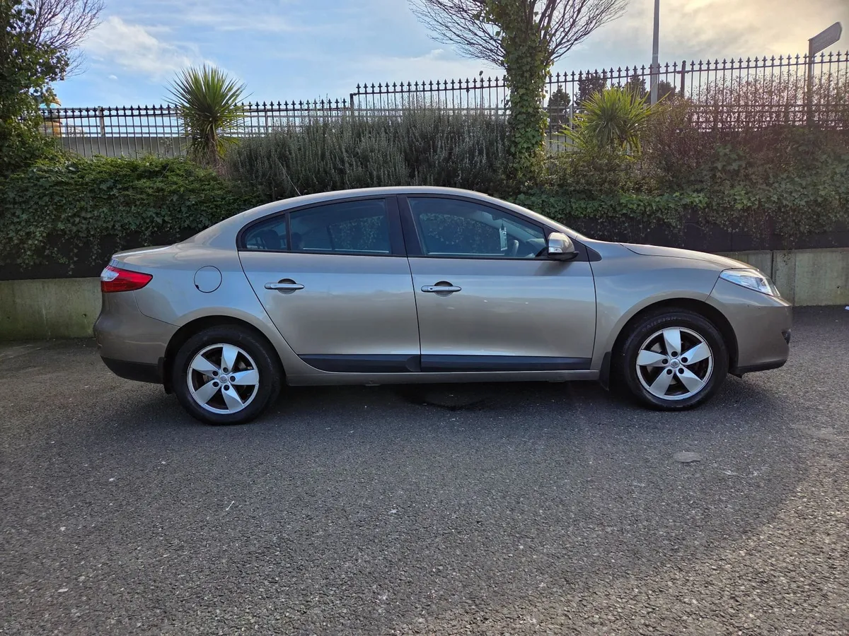 Renault Fluence 2011 1.5 DCI 90 DYNAMIQUE 4 - Image 2