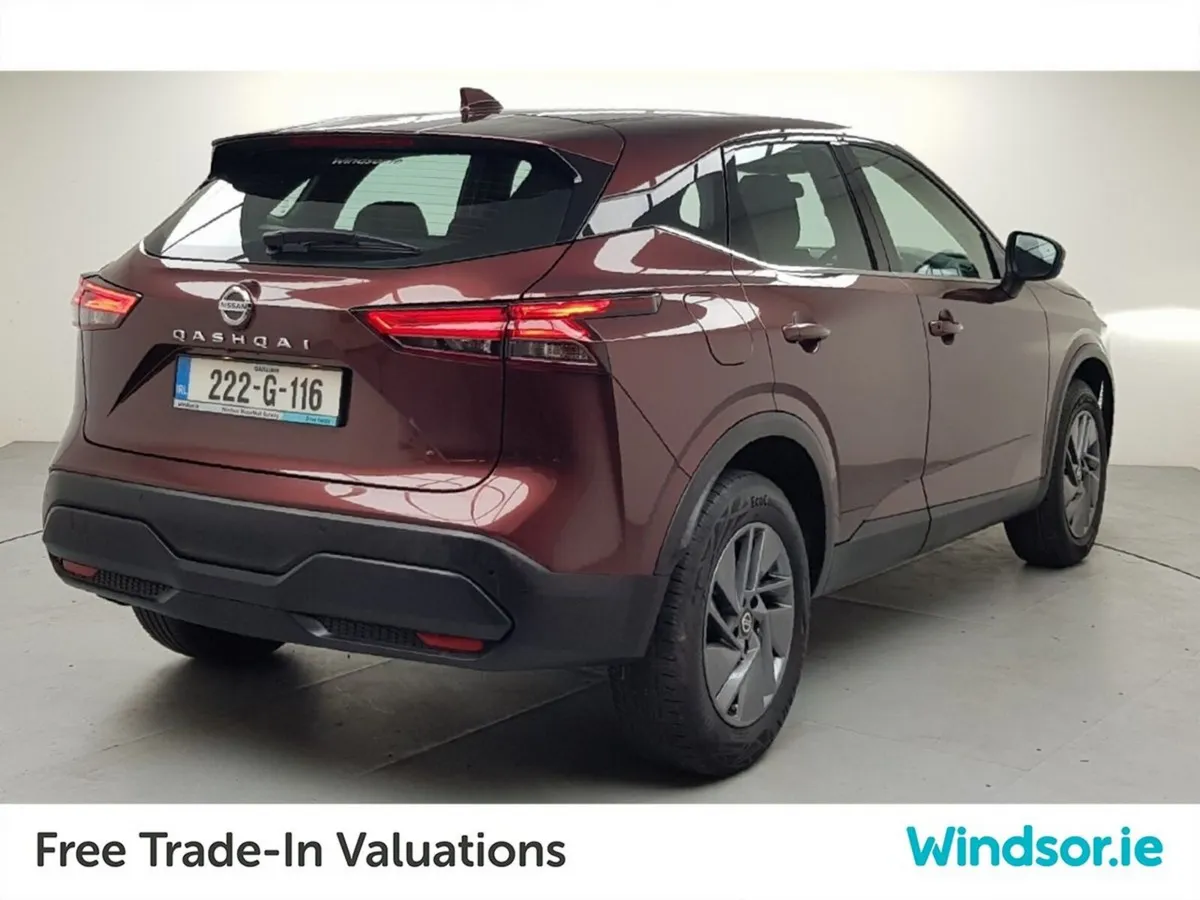 Nissan Qashqai 1.3 PET MILD HYBRID SV - Image 3