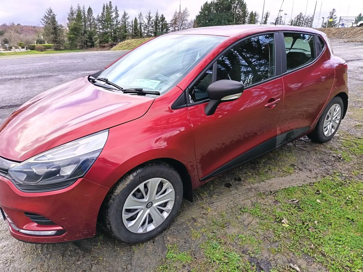 Renault Clio 2017 - Image 4
