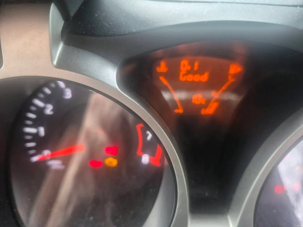 Nissan Juke 2011 - For repair or parts - Image 4