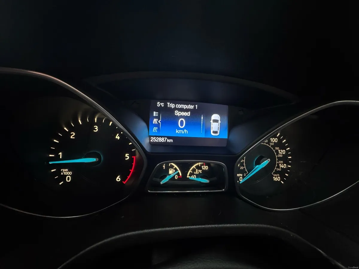 Ford Focus - Image 3