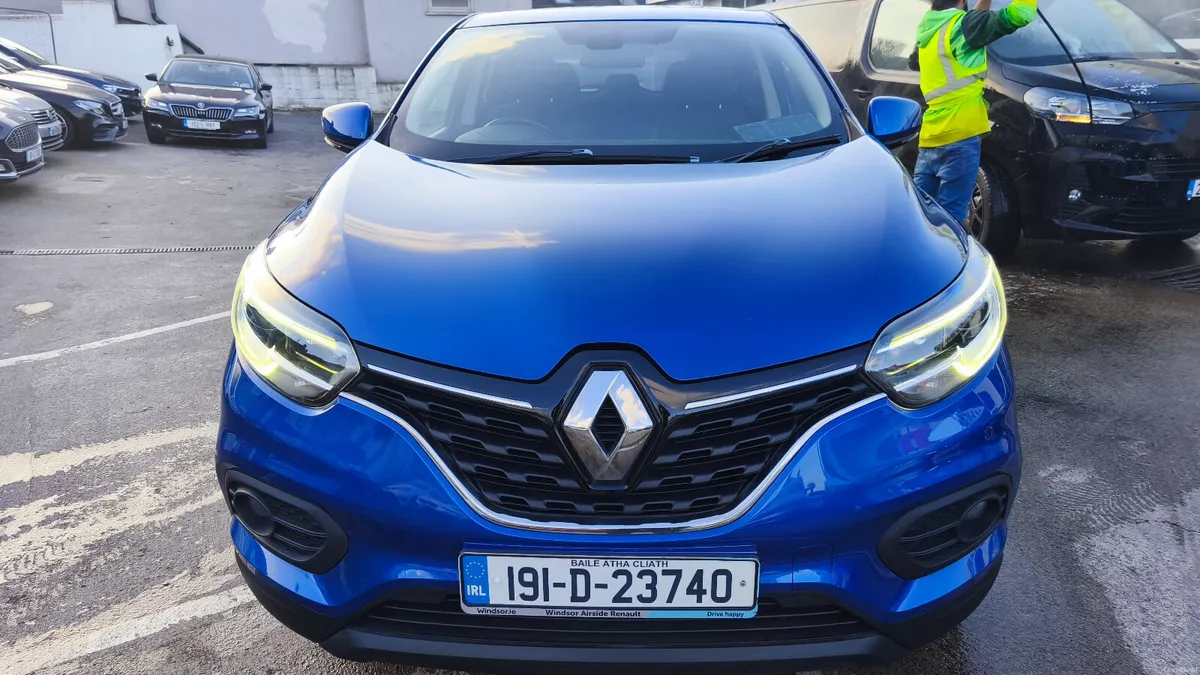 2019 Renault Kadjar 1 Year Warranty AA Aprroved - Image 2