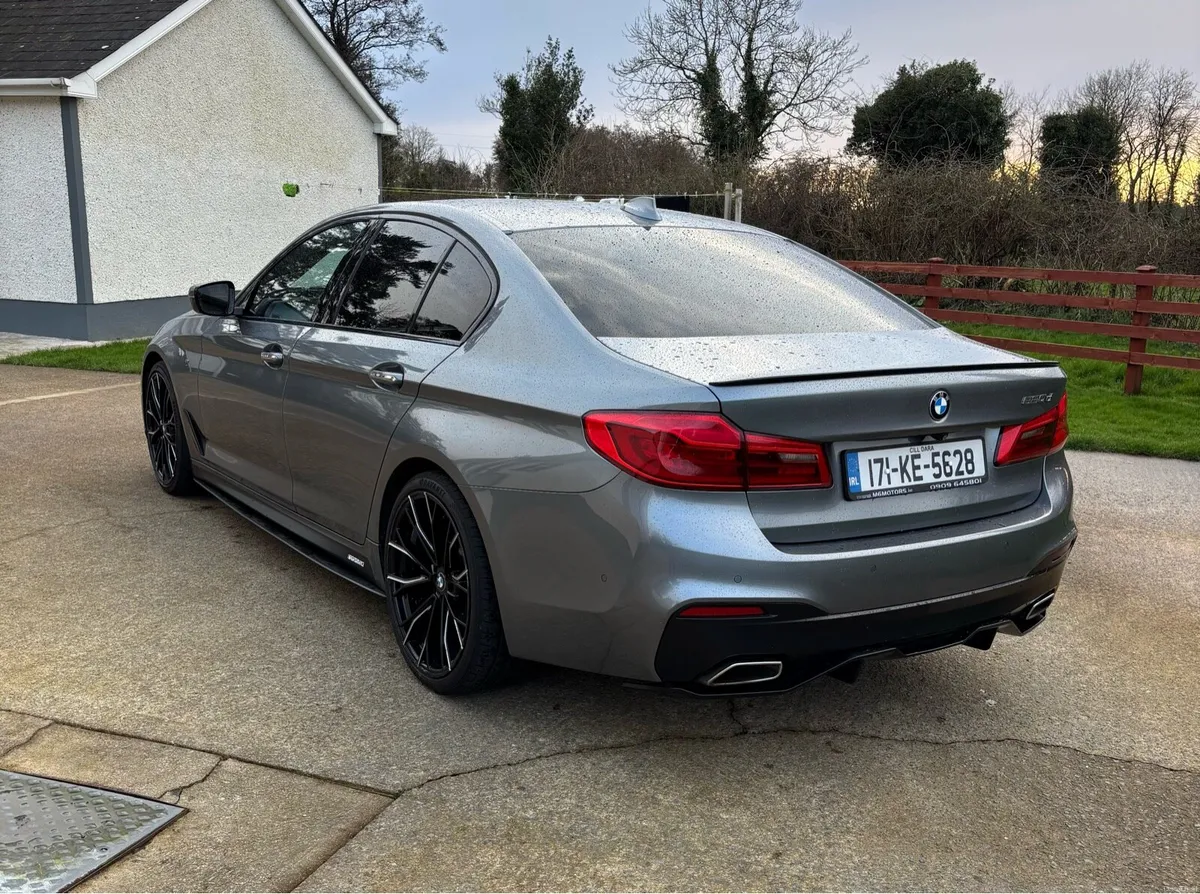 2017 BMW 520d M Sport High Spec - Image 3