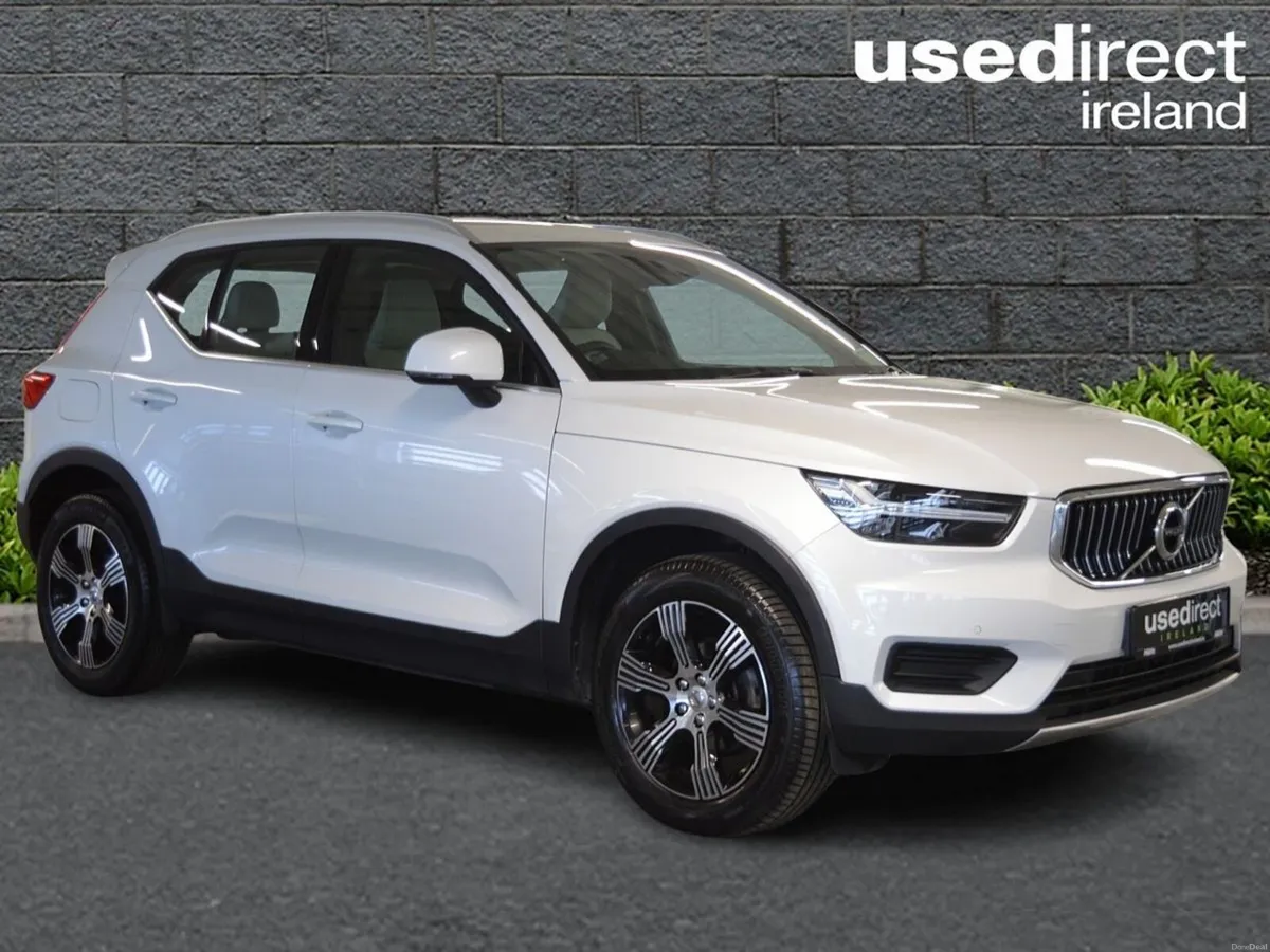 Volvo XC40 T2 PET(129hp) Inscription - Image 1