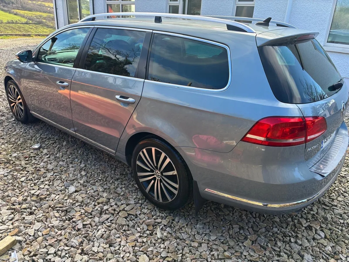 2013 VW Passat 2.0 TDI DSG Automatic - Image 2