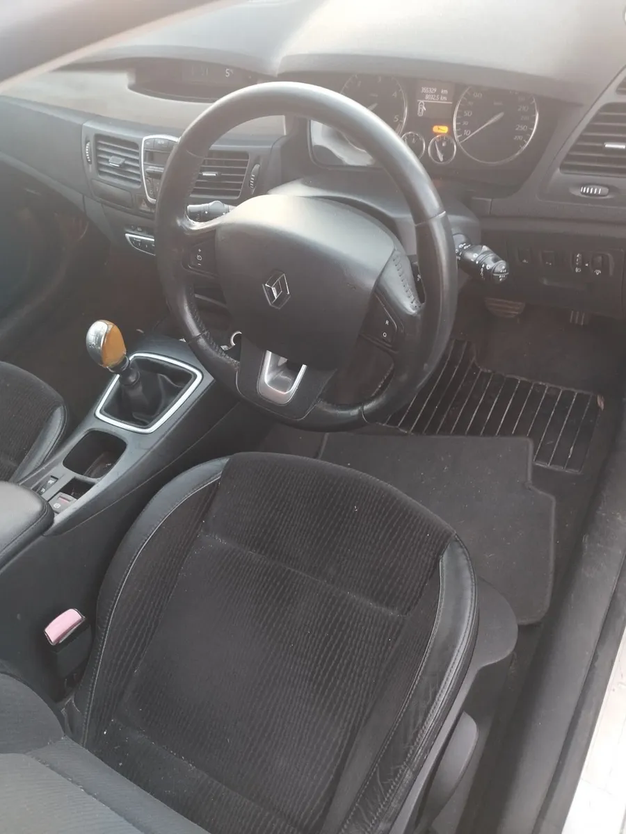 Renault Laguna 2008 - Image 2