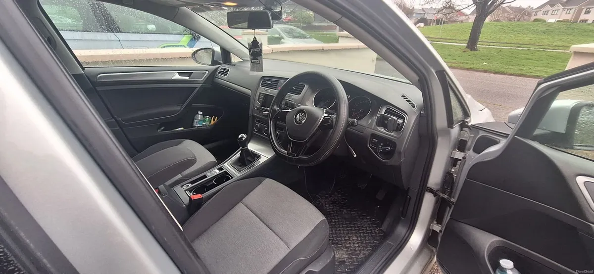 Volkswagen Golf 2014 - Image 4