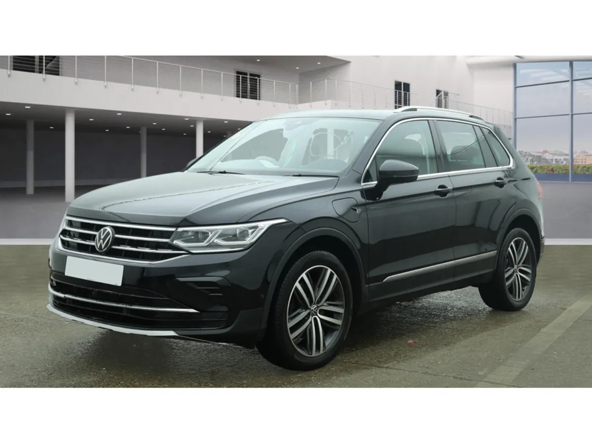 Volkswagen Tiguan (222) 1.4 PHEV ELEGANCE 242 BHP