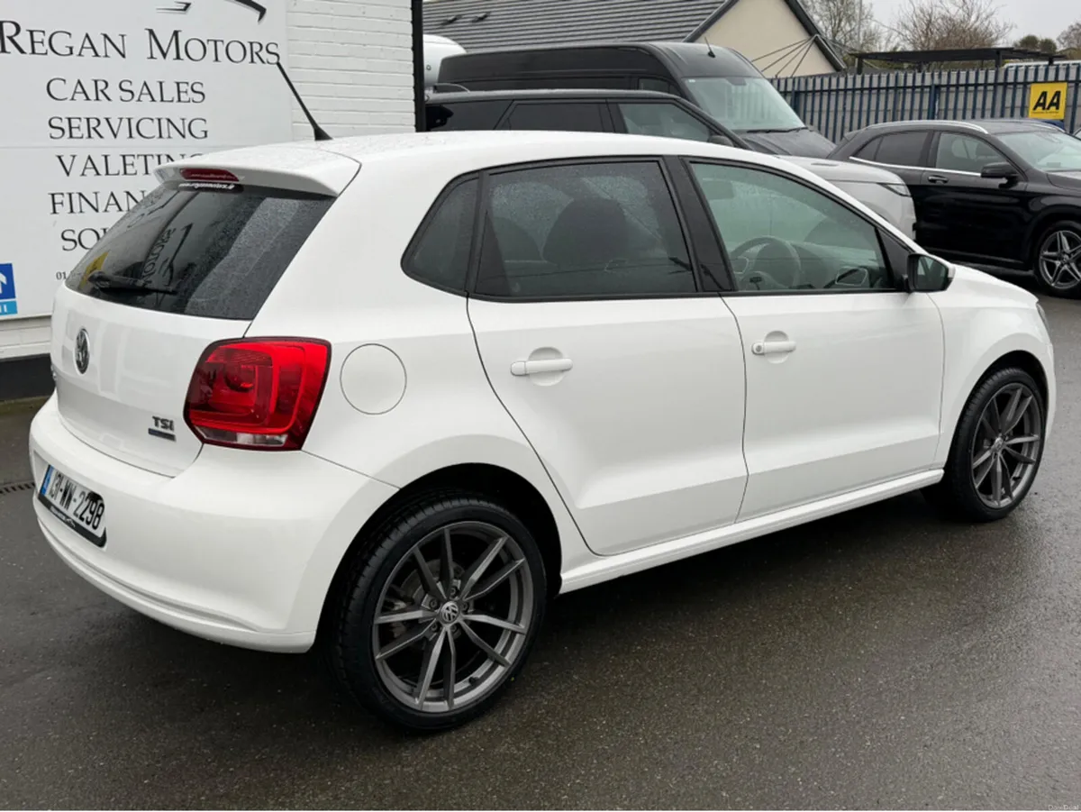 Volkswagen Polo 1.2 TSI PETROL AUTO - Image 3