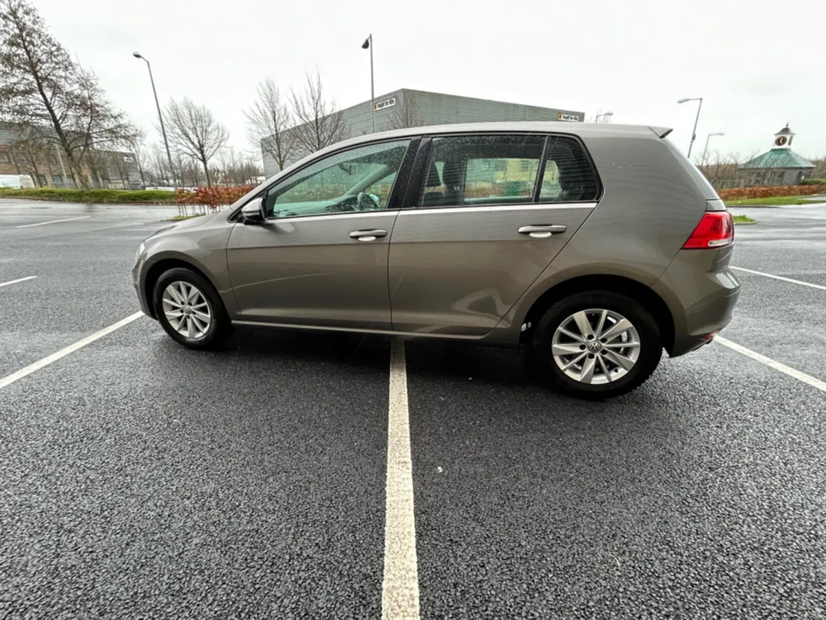 Volkswagen Golf 1.6 TDI COMFORTLINE 5DR ** ORIGINA - Image 4