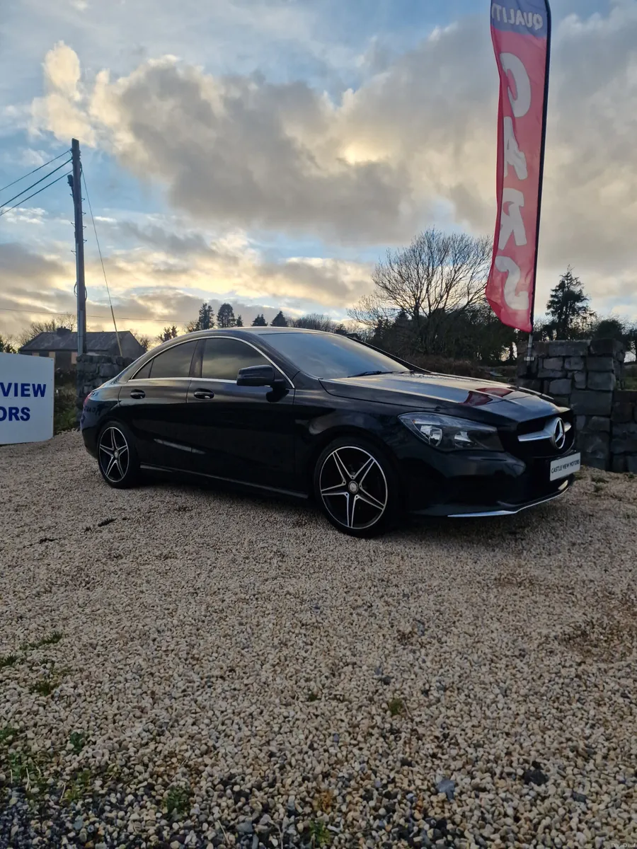 172 Mercedes-Benz CLA Automatic - Image 4