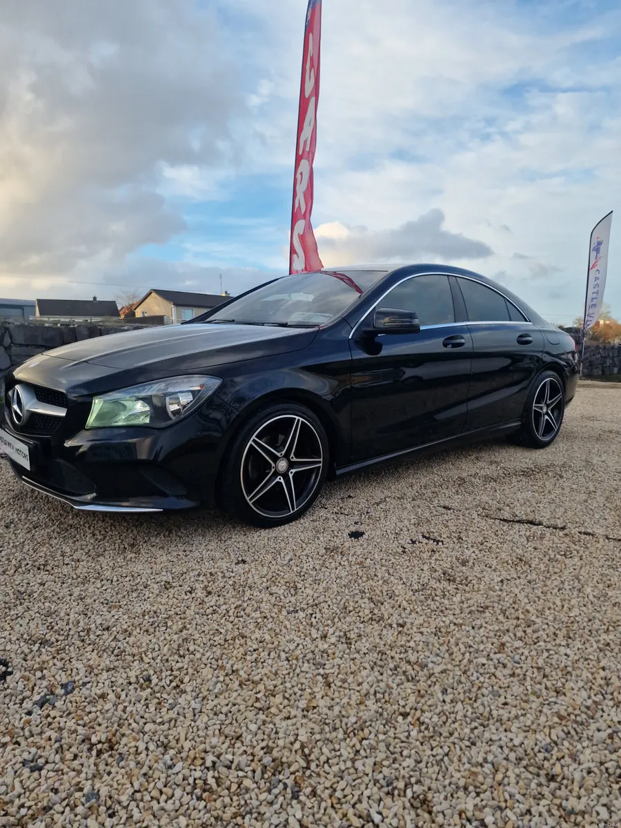 172 Mercedes-Benz CLA Automatic - Image 2