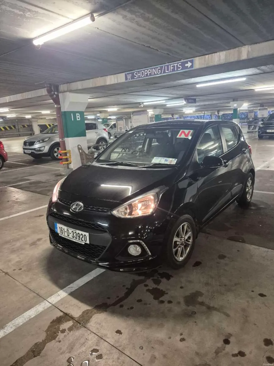 Hyundai i10 deluxe - Image 1