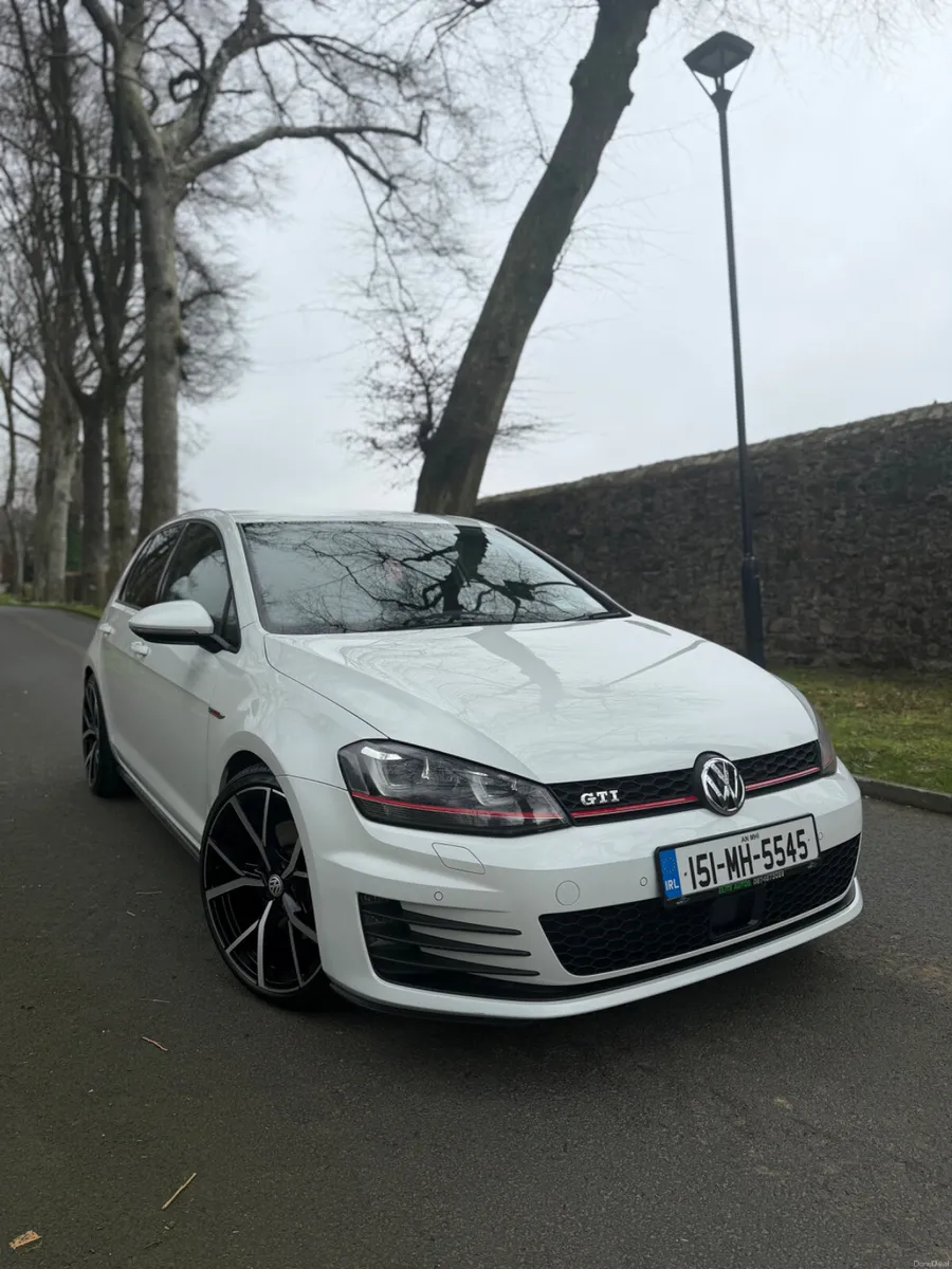 2015 Volkswagen Golf GTI 2.0 TSI DSG - Image 1