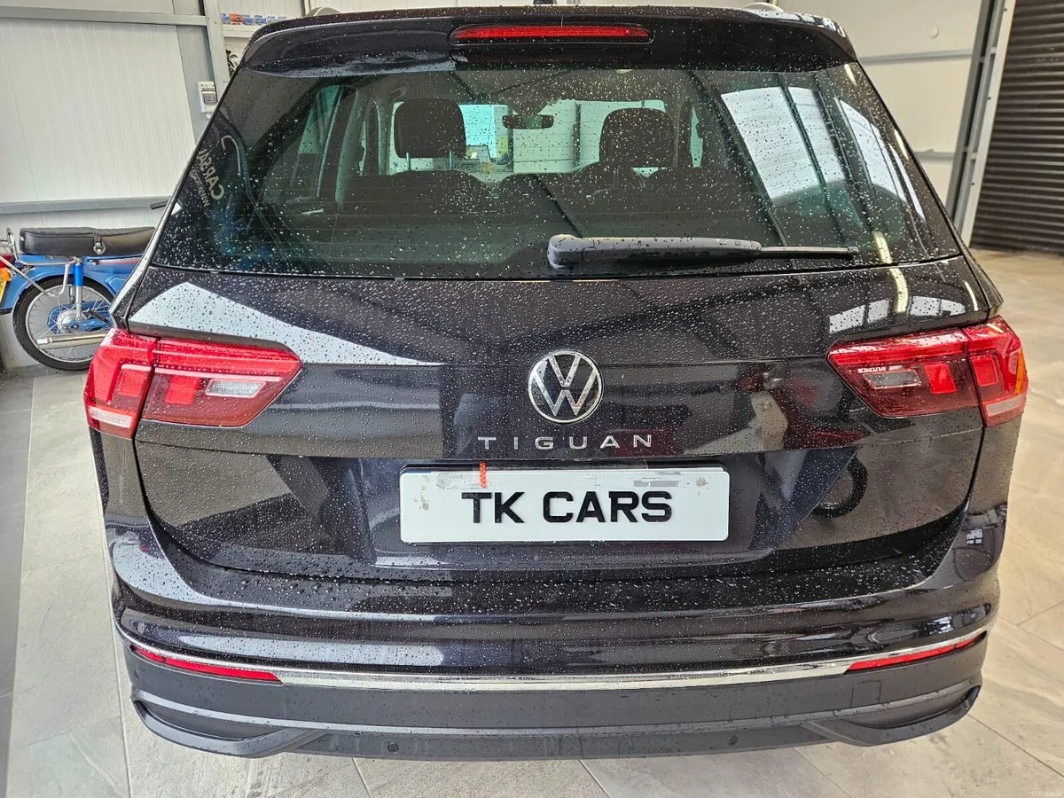21 VOLKSWAGEN TIGIAN COMFORTLINE - Image 4