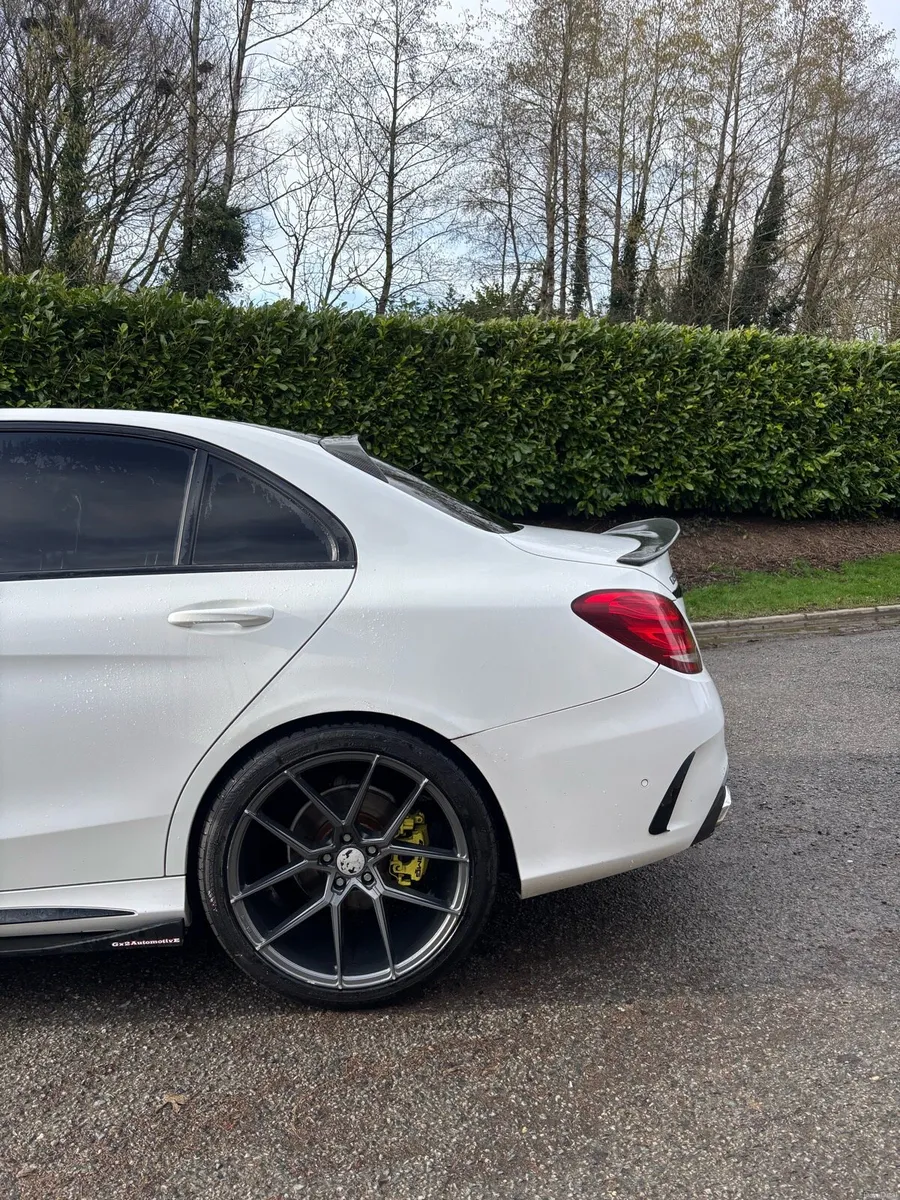 Mercedes c220 Amg - Image 4