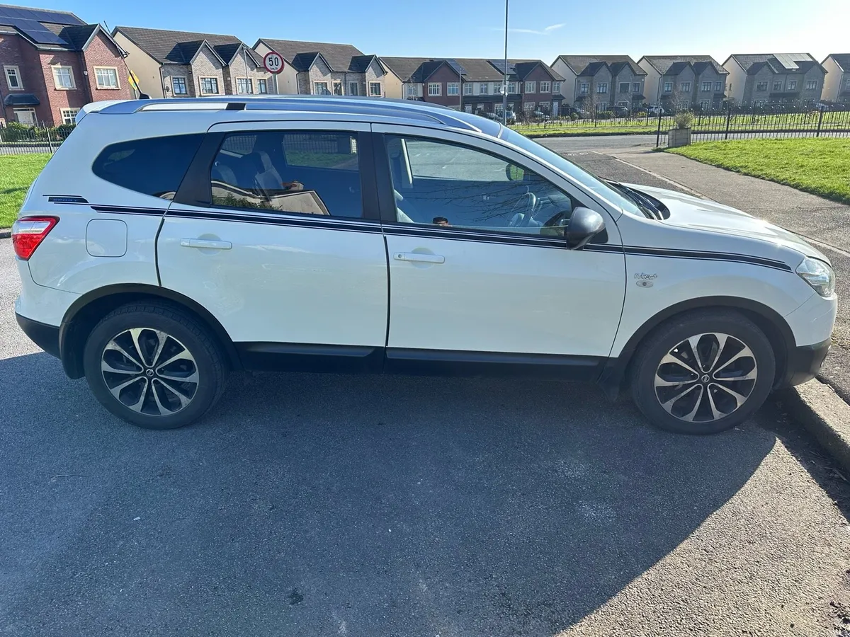 Nissan Qashqai +2 - Image 2