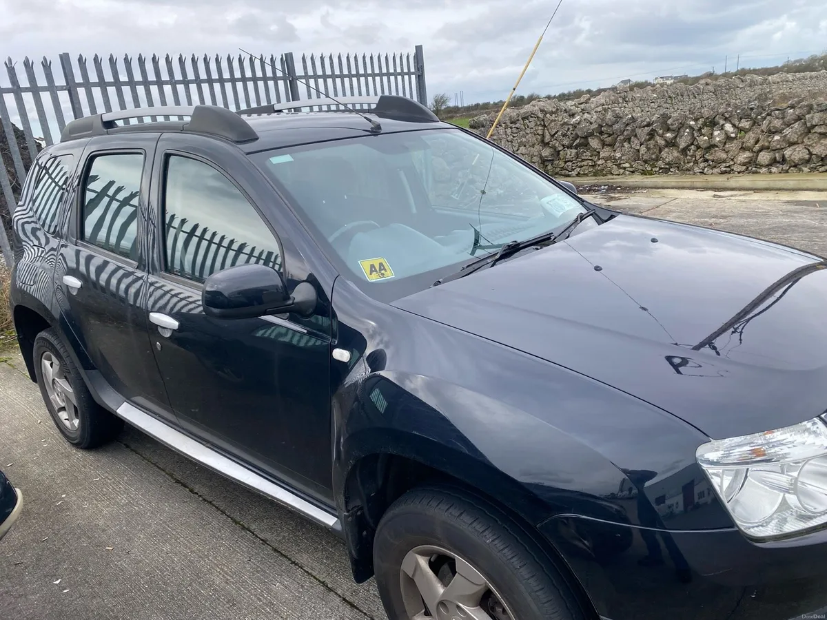Dacia Duster 4wheel drive - Image 2