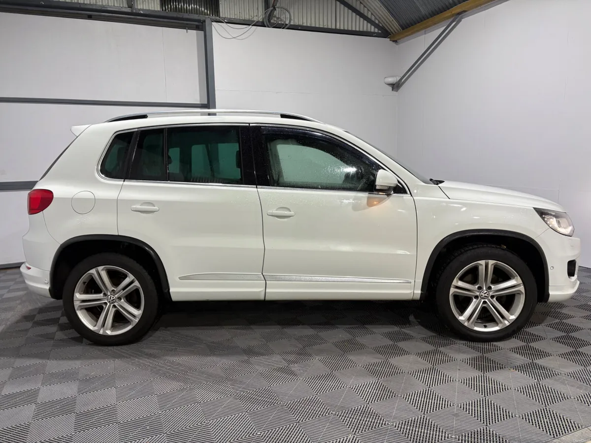 Volkswagen Tiguan R Line 4Motion Auto 2.0 150 Bhp - Image 4