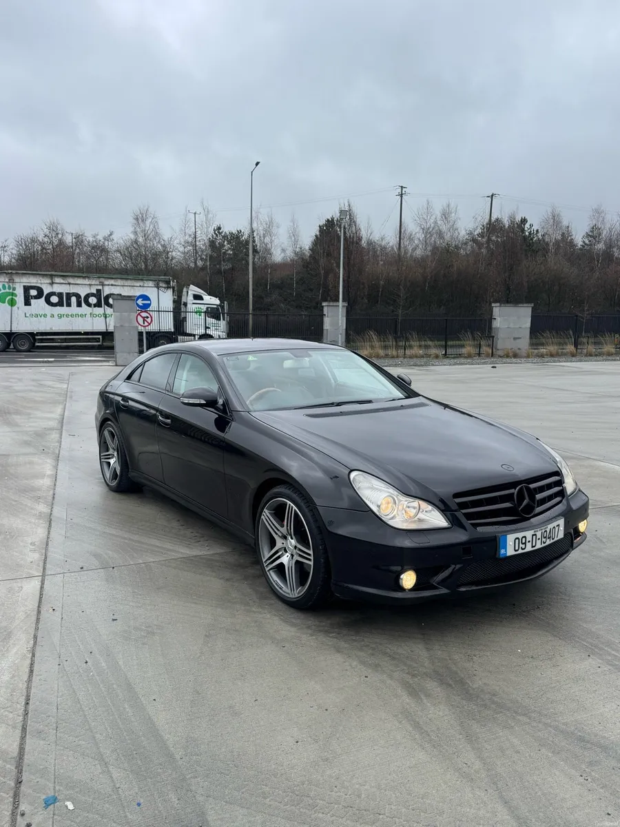 Mercedes Benz CLS 320CDI - Image 2