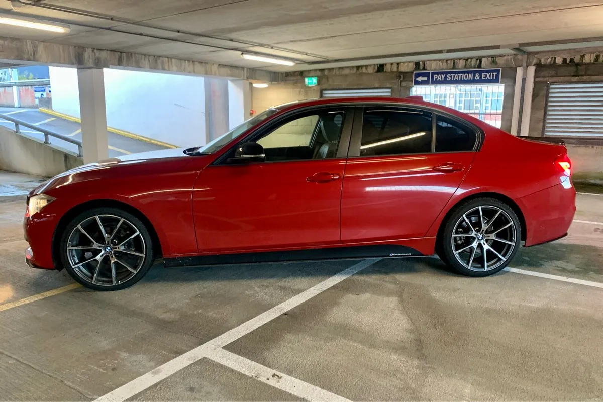 2016 BMW 320D  M-PERFORMANCE KIT - Image 2