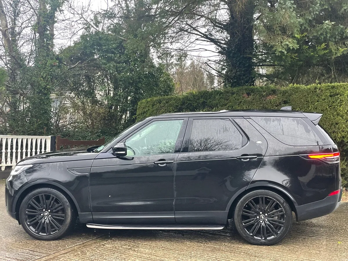 * Landrover Discovery .. ‘2018 .. 2.0 TD4 .. Mint - Image 4