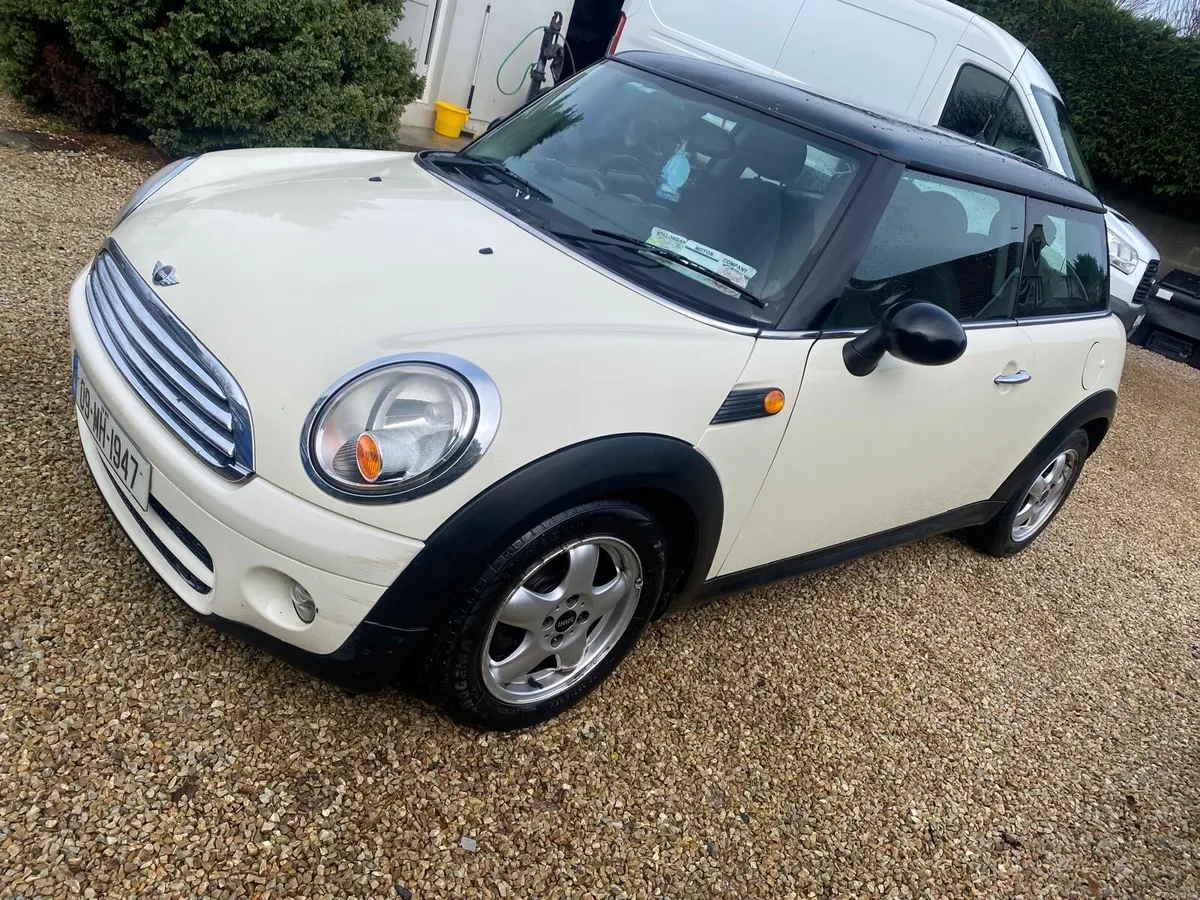 Mini Cooper Diesel 2009 - Image 1