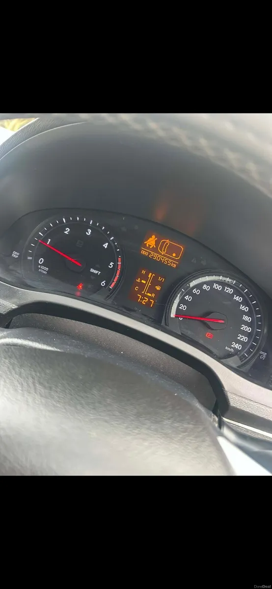 Toyota avensis *tax&tested* - Image 4
