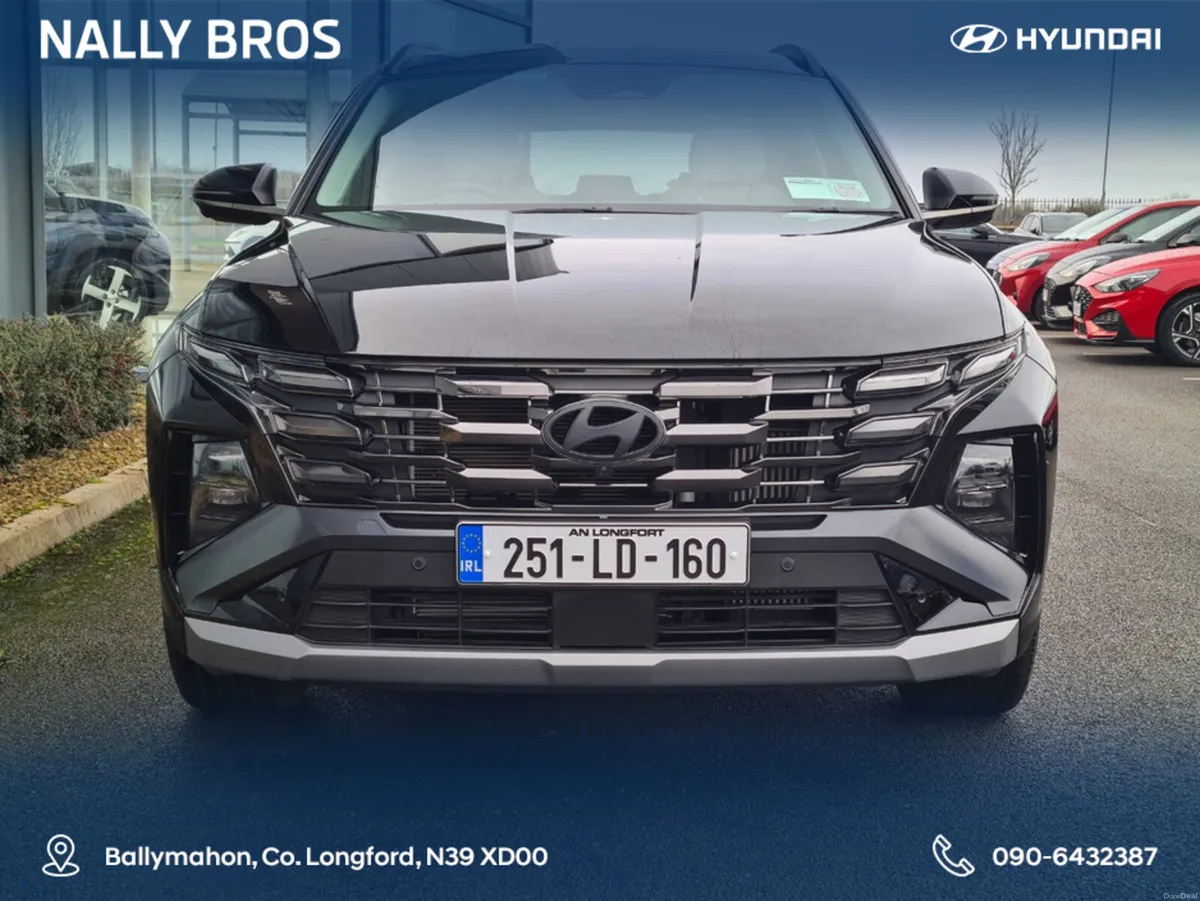 Hyundai Tucson EXECUTIVE PLUS 5DR - Image 2