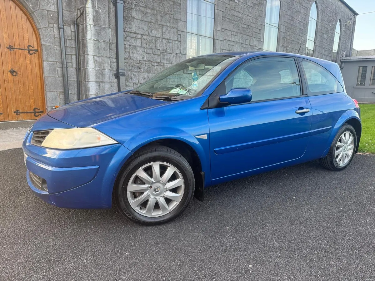 2008 Renault Megane Automatic Low Mileage - Image 2