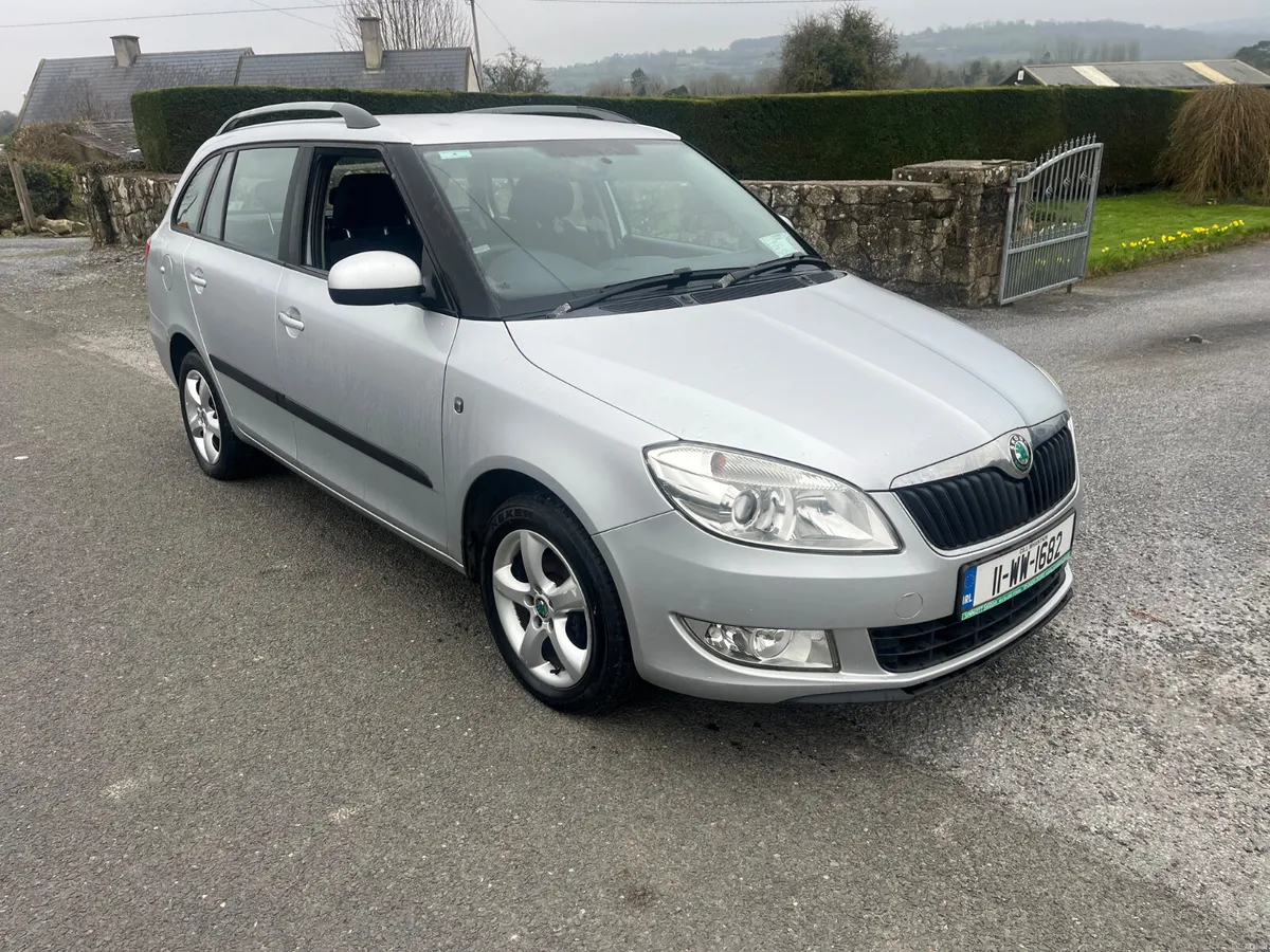 Skoda Fabia 2011 1.2 tsi - Image 1