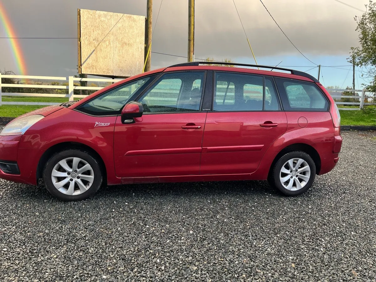 Citroen c4 Picasso 1.6 hdi - AUTO - 7-seater - Image 3