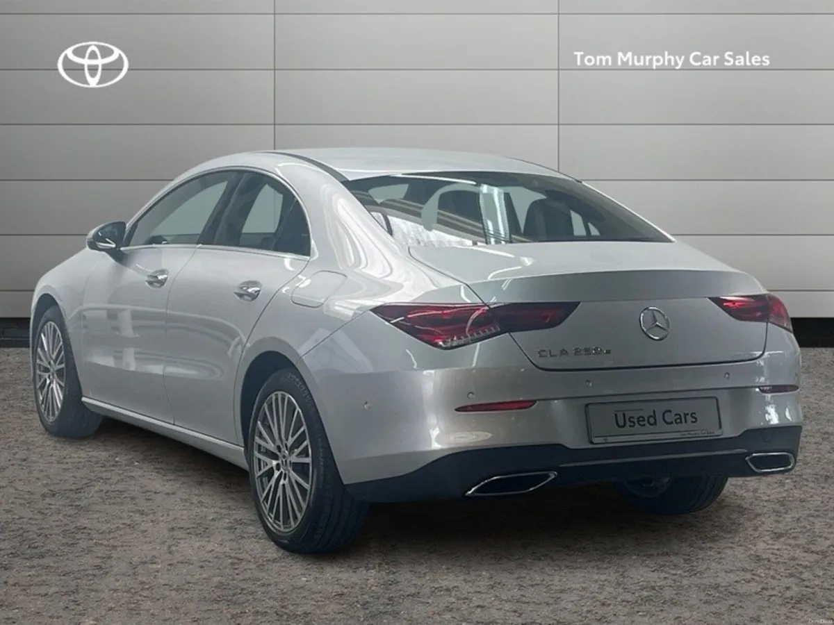Mercedes-Benz CLA 250E PHEV Progressive A/T - Image 2