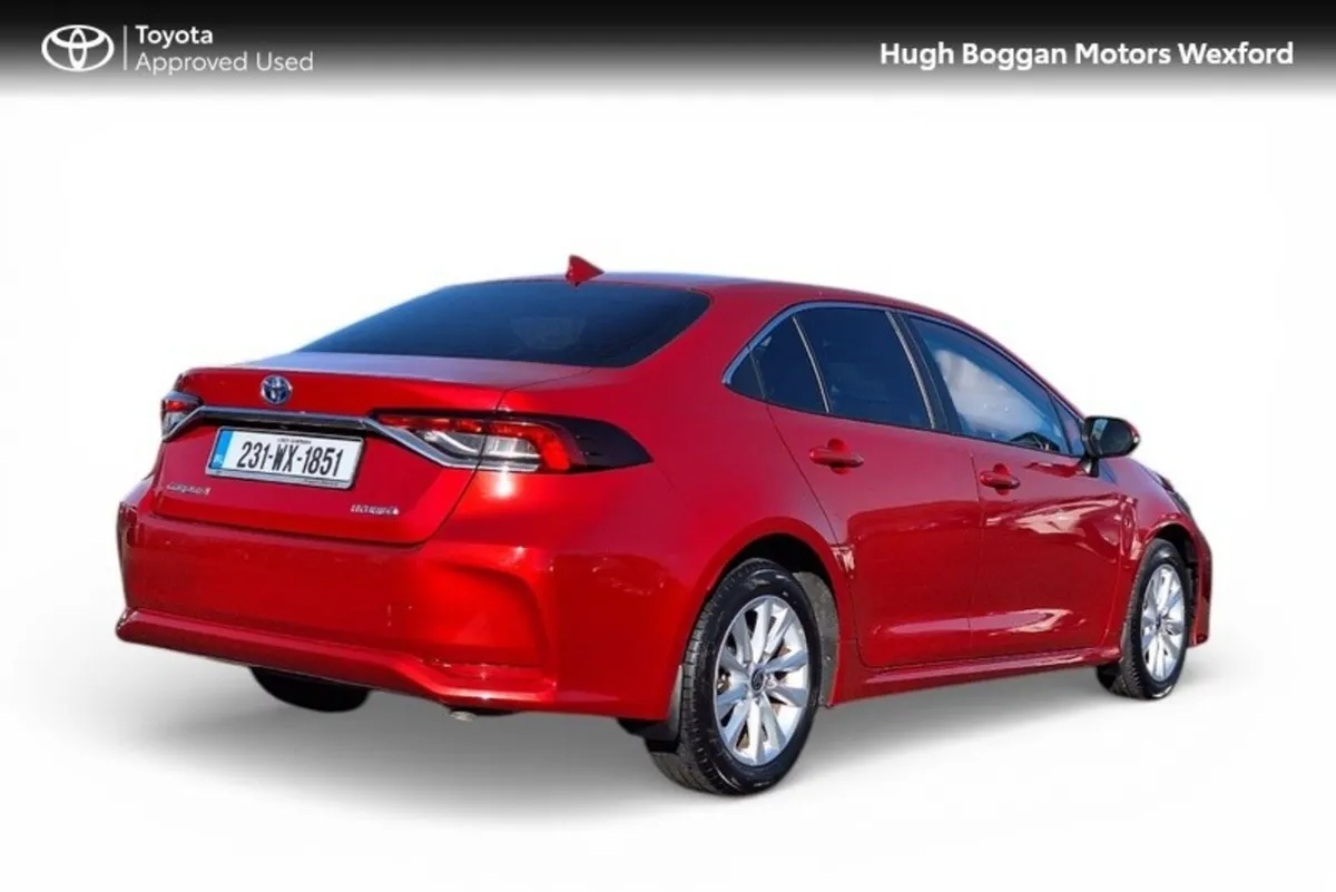 Toyota Corolla LUNA SALOON HYBRID IN PEARLESCENT R - Image 2