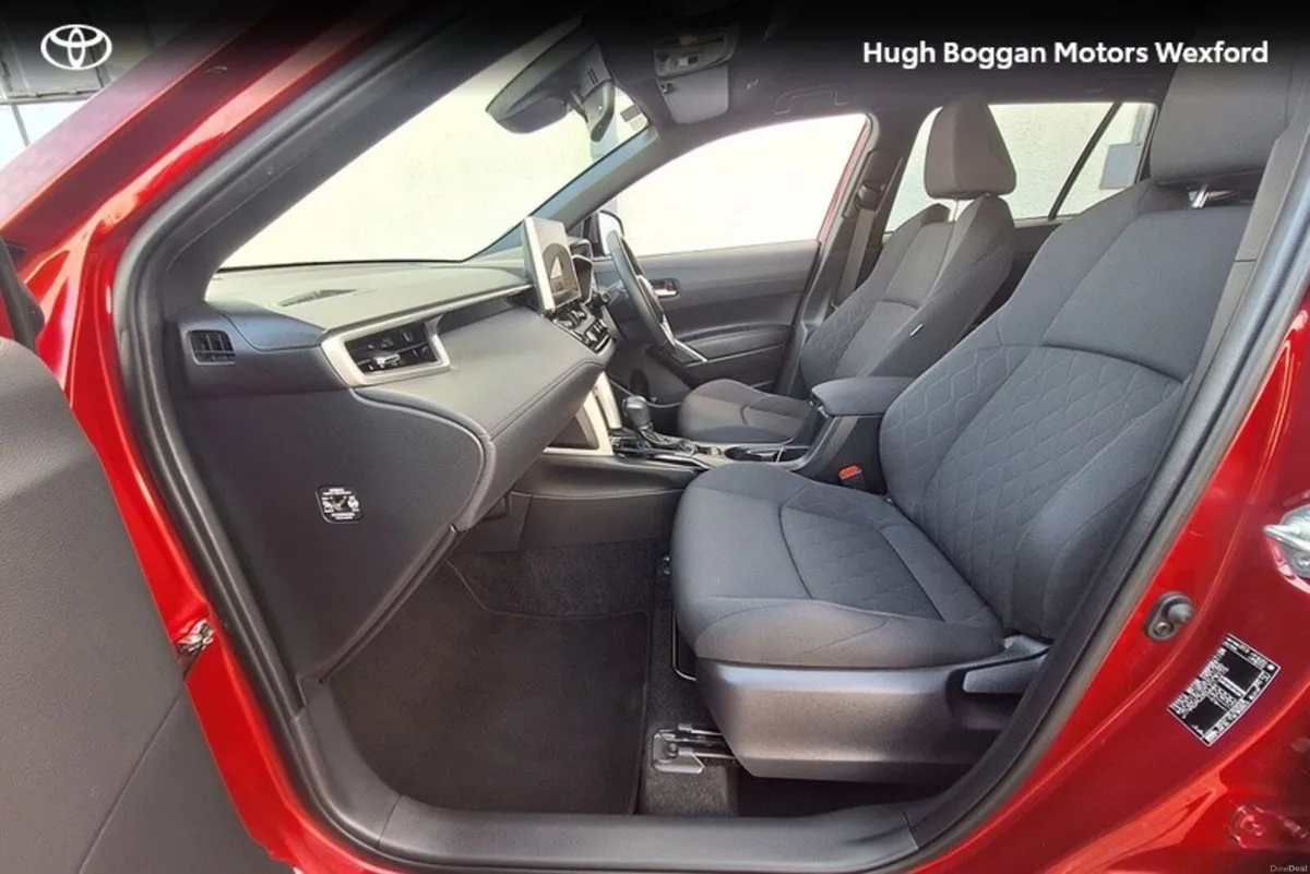 Toyota Corolla Cross SPORT, 2.0 LITRE ENGINE,NICE - Image 6