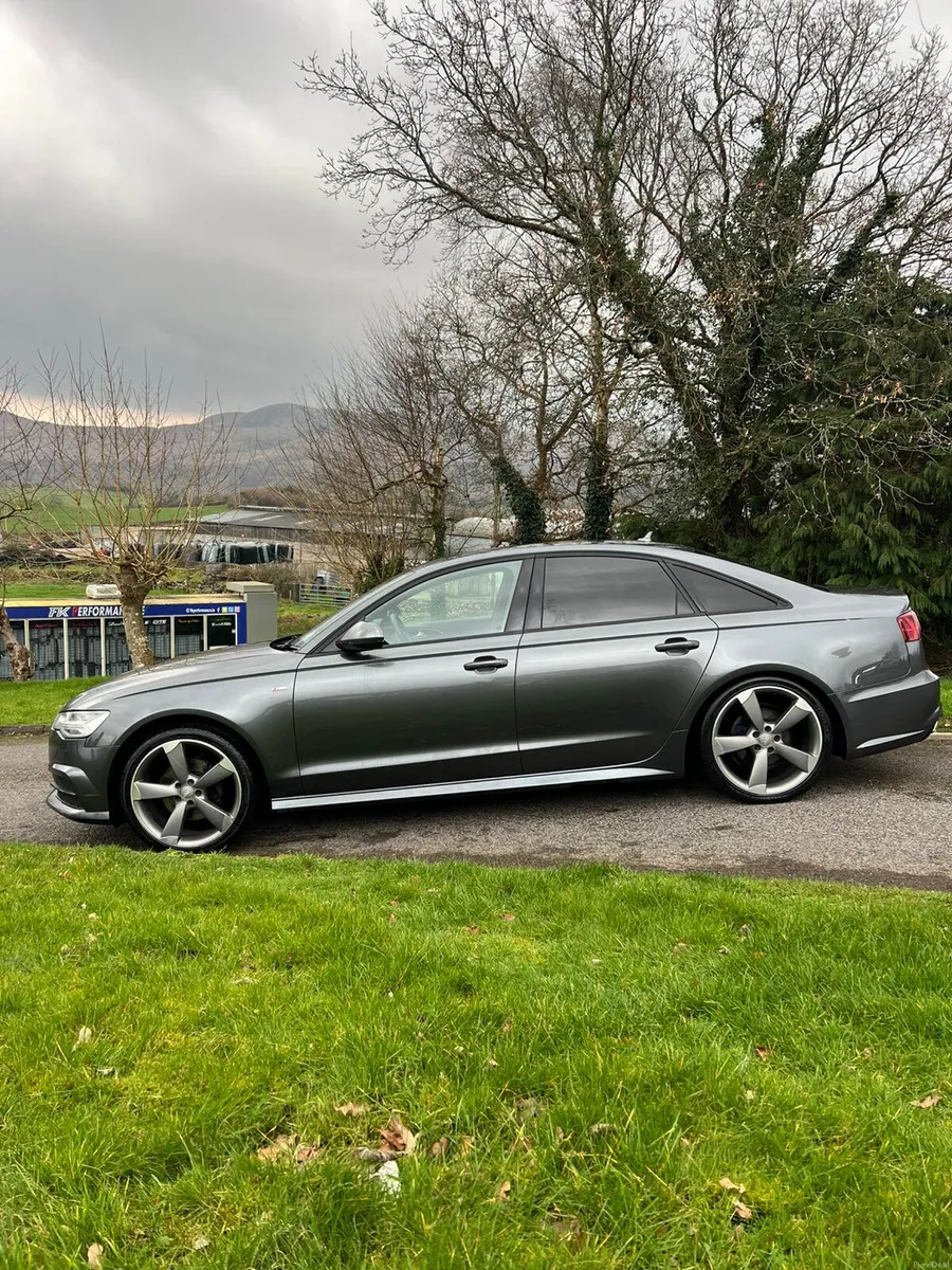 Audi A6 2016 Sline 2.0 black edition - Image 4